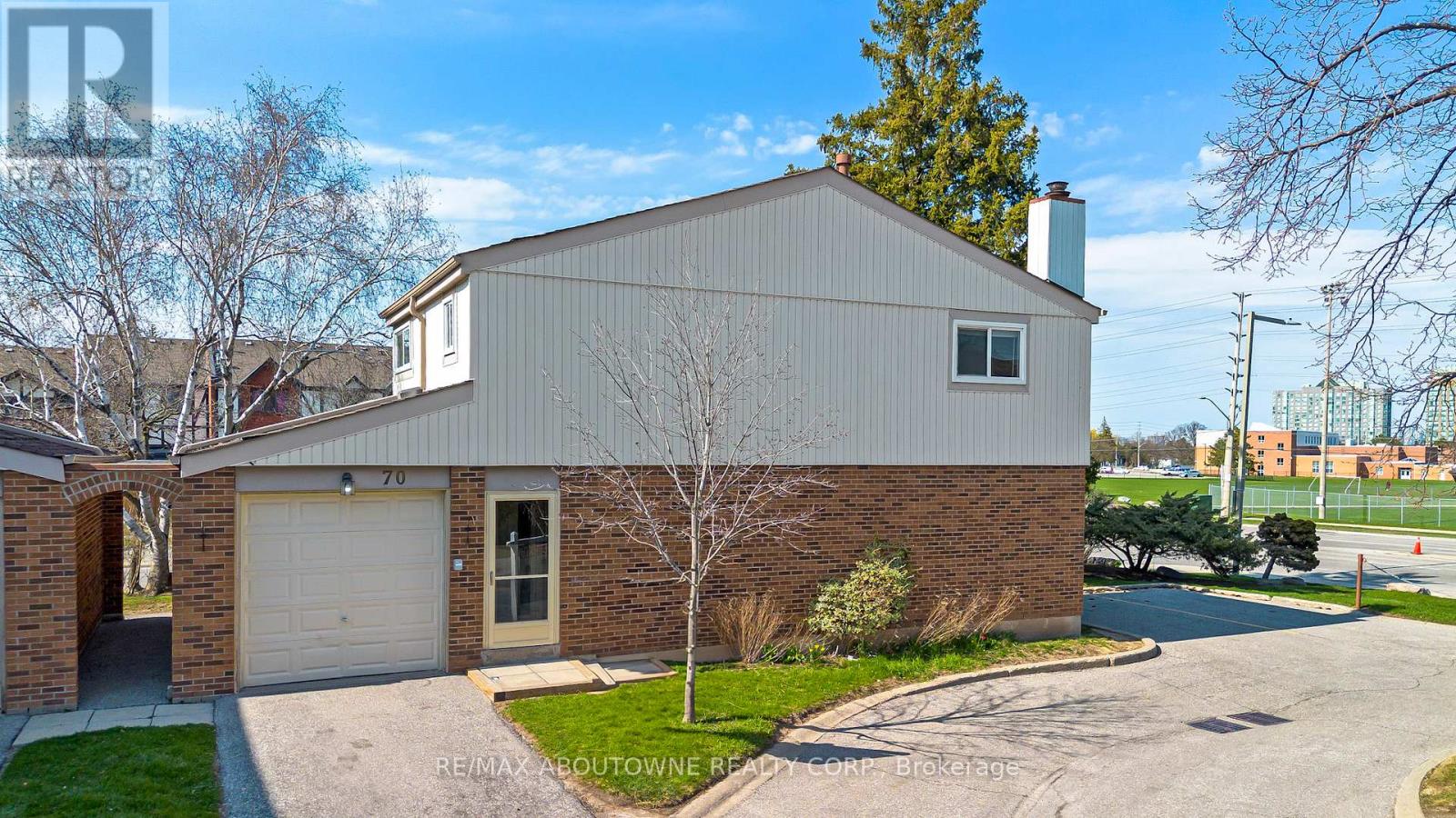 70 - 3339 Council Ring Road, Mississauga, Ontario  L5L 2A9 - Photo 2 - W12102518