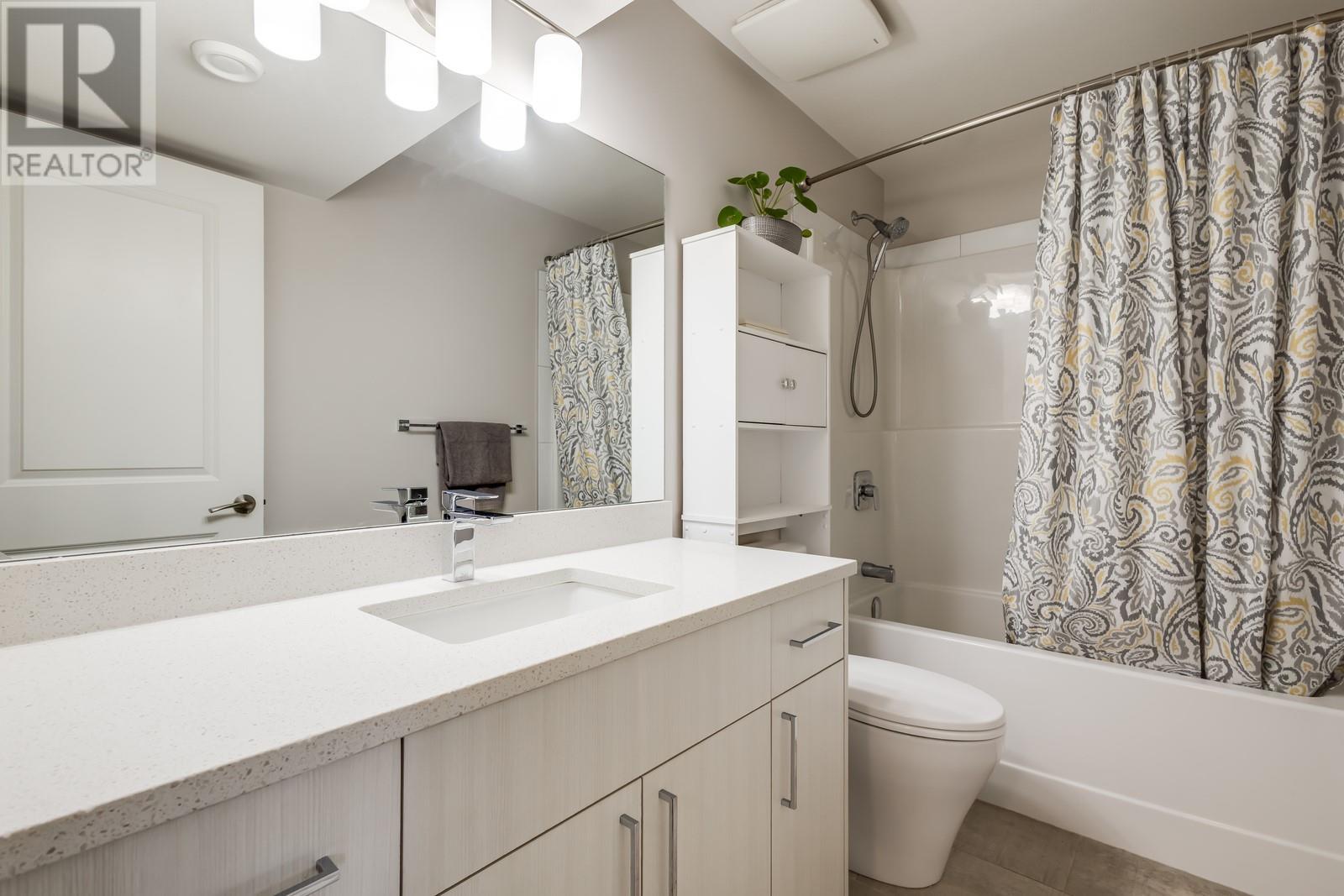 3727 Inverness Road, West Kelowna, BC V4T3N2