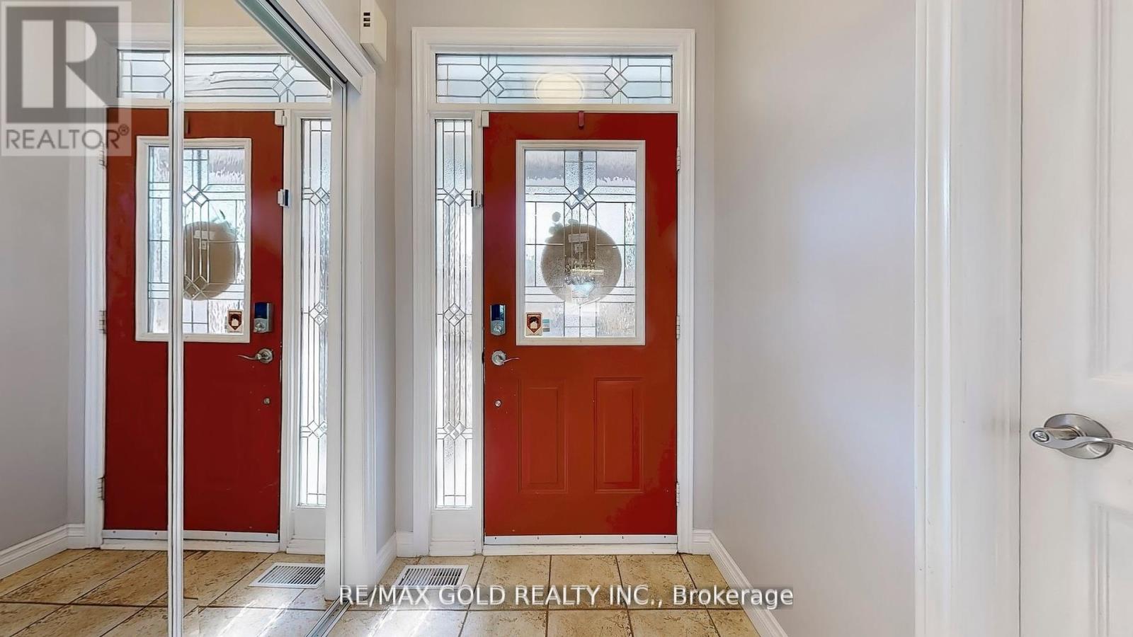 Property at 32 ASHDALE ROAD image 2