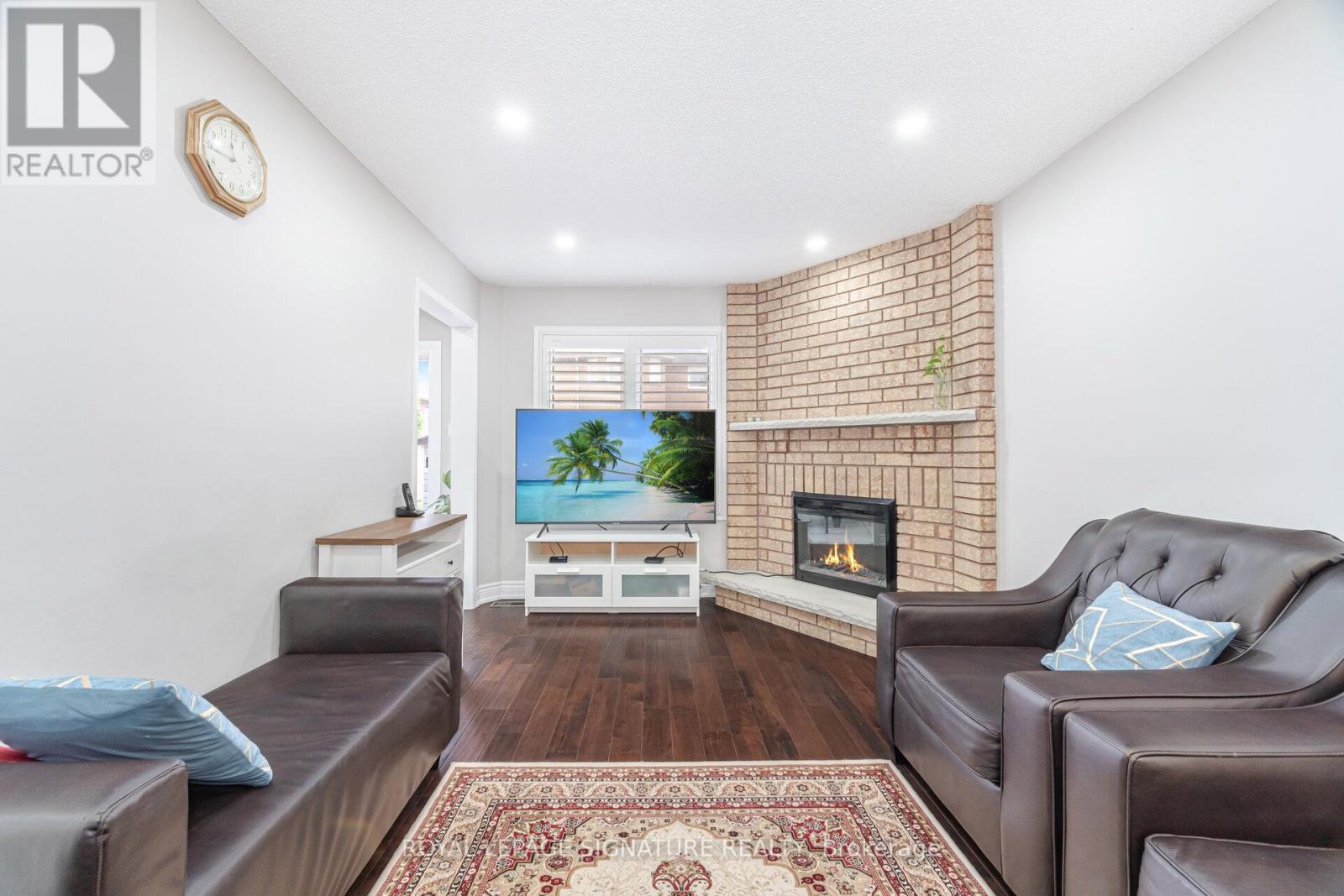 629 Amesbury Avenue, Mississauga, Ontario  L5R 3J1 - Photo 17 - W12190192