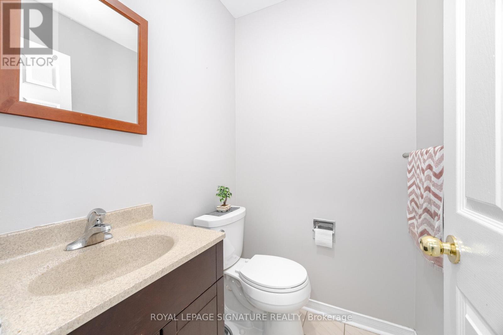 629 Amesbury Avenue, Mississauga, Ontario  L5R 3J1 - Photo 19 - W12190192