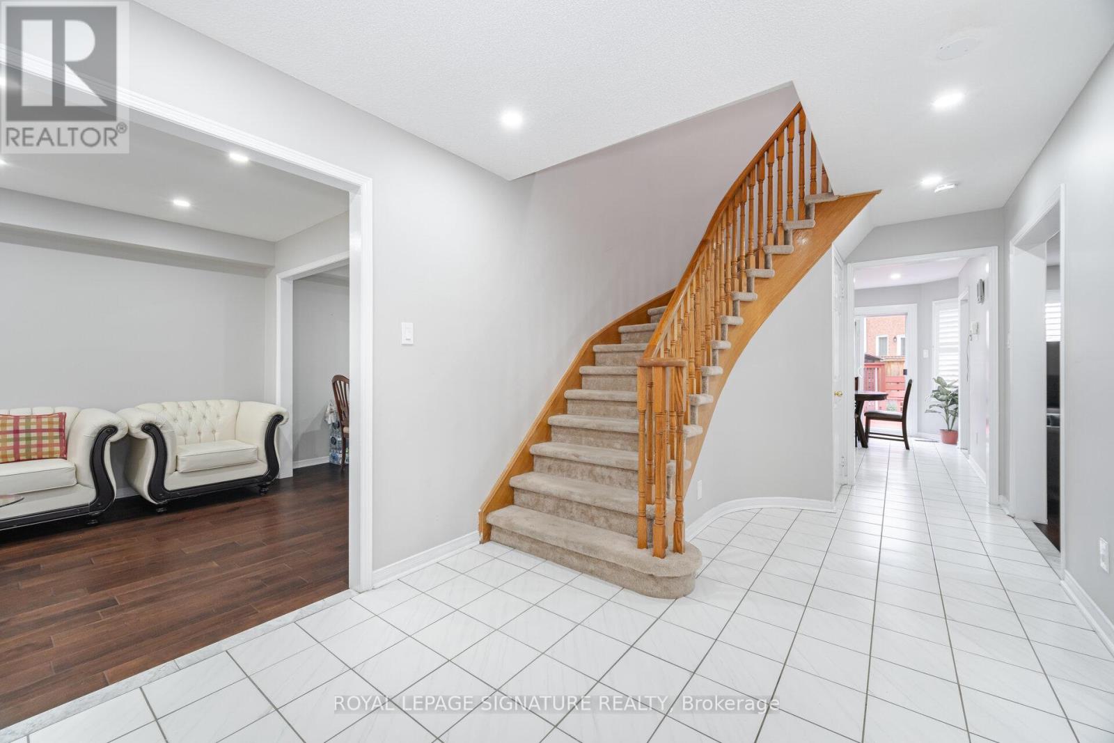 629 Amesbury Avenue, Mississauga, Ontario  L5R 3J1 - Photo 21 - W12190192