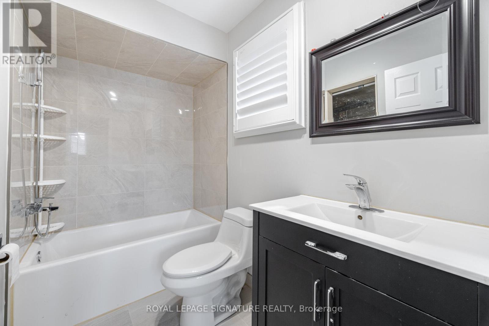 629 Amesbury Avenue, Mississauga, Ontario  L5R 3J1 - Photo 25 - W12190192