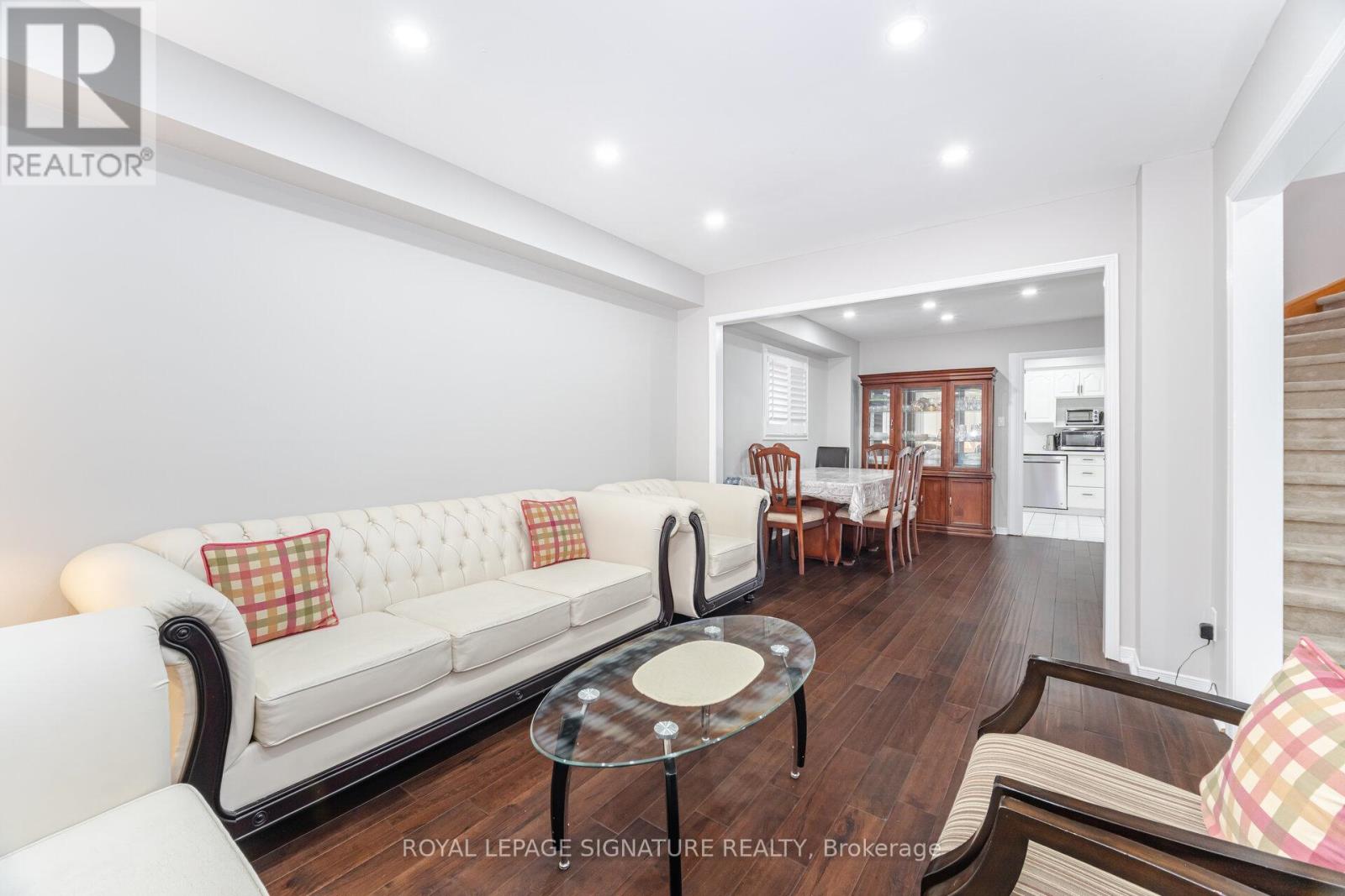 629 Amesbury Avenue, Mississauga, Ontario  L5R 3J1 - Photo 6 - W12190192