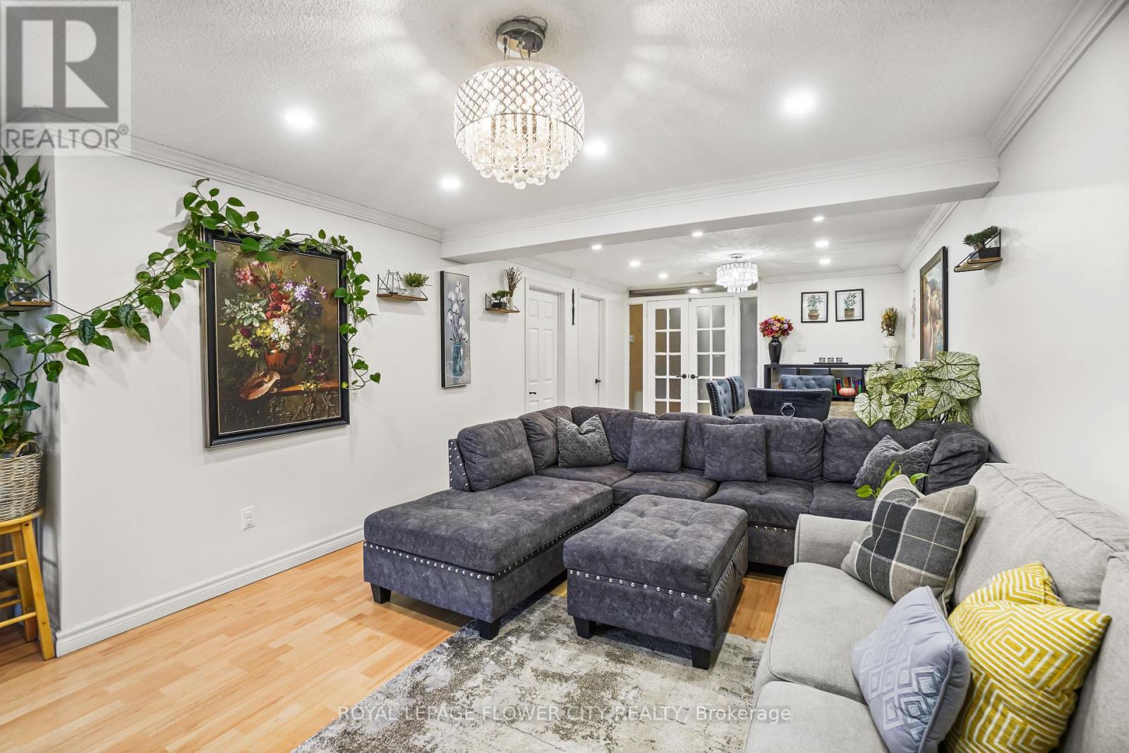 167 Shoreham Drive, Toronto (Black Creek), Ontario  M3N 1T3 - Photo 32 - W12190238
