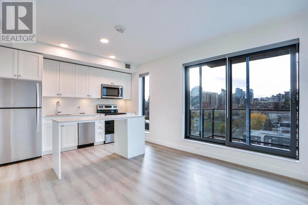 Property at 1107, 123 4 Street NE image 2