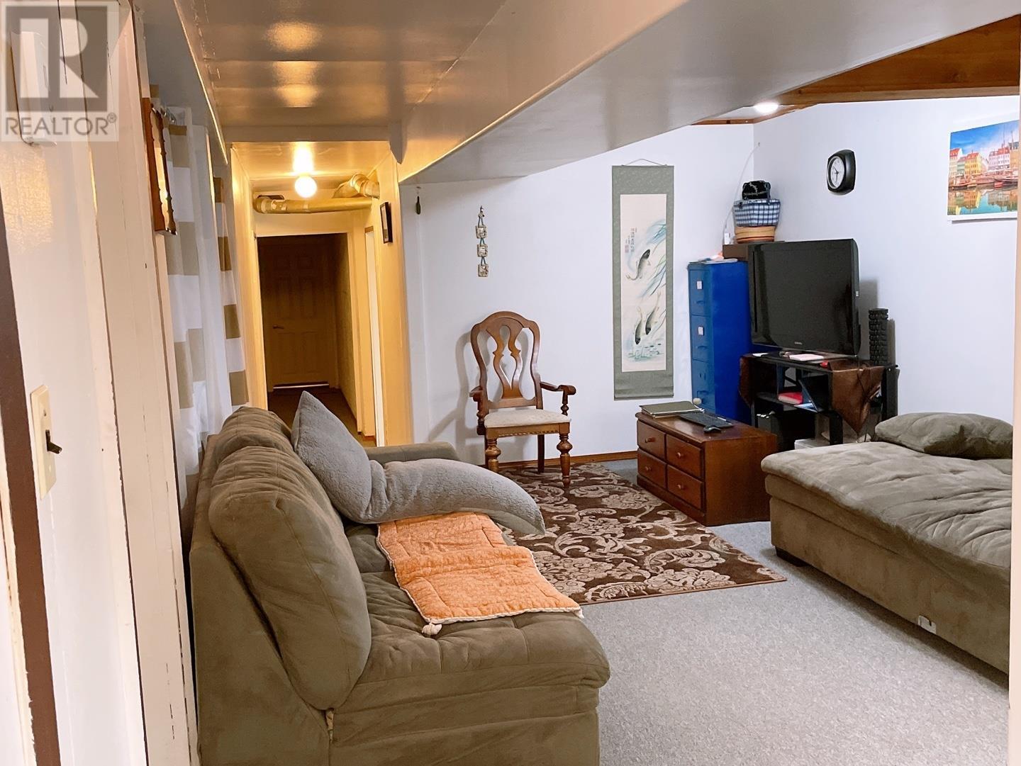 5177 Trans Canada Highway, Tappen, British Columbia  V0E 2X3 - Photo 18 - 10316246