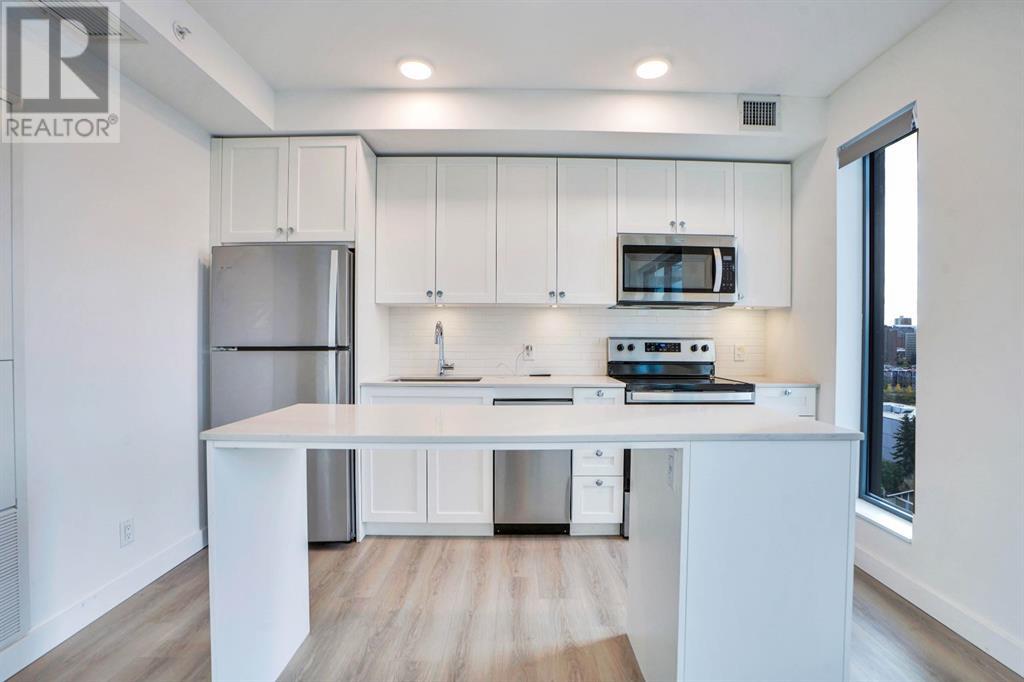 Property at 1107, 123 4 Street NE image 5