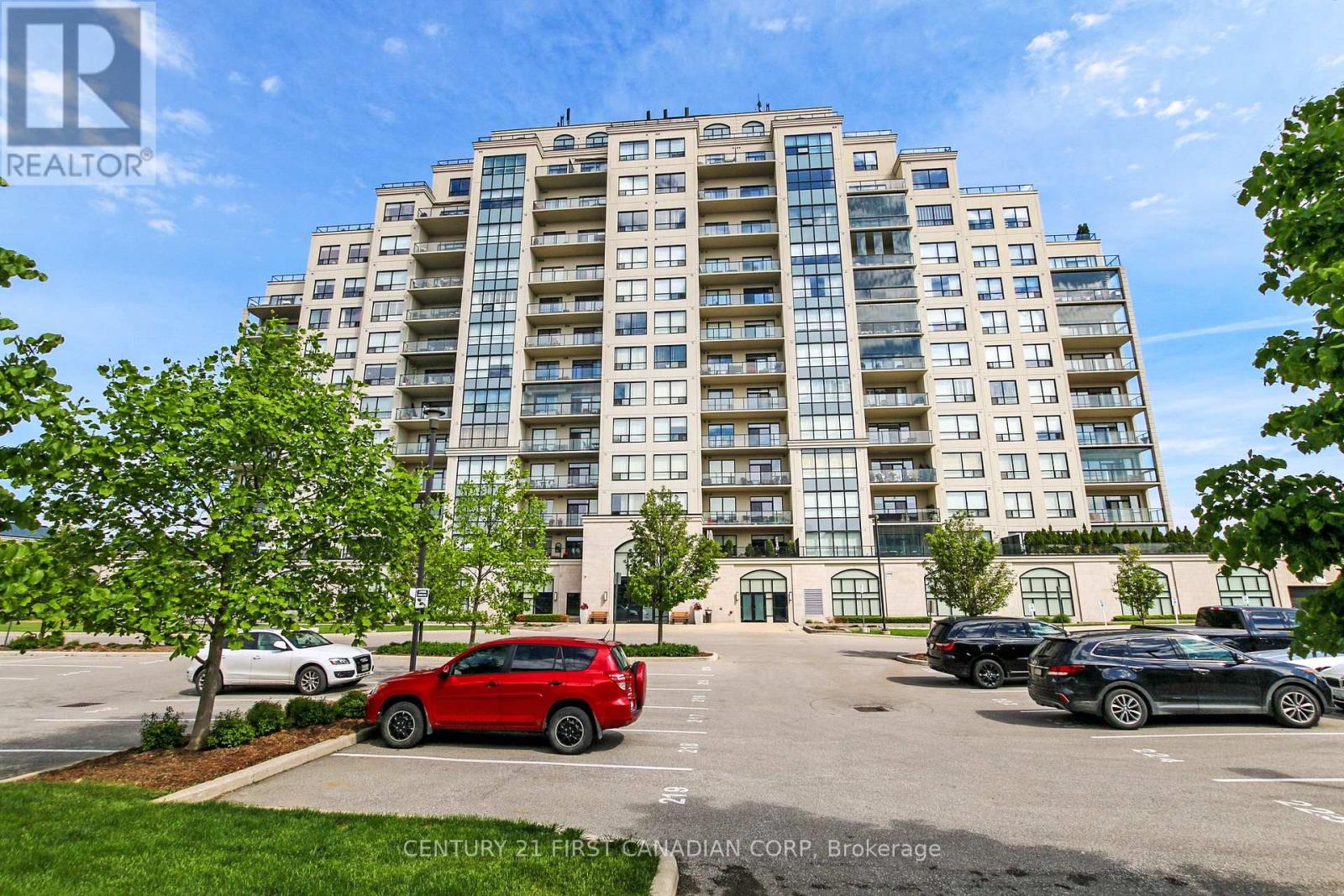 240 VILLAGEWALK BOULEVARD, London North, Ontario