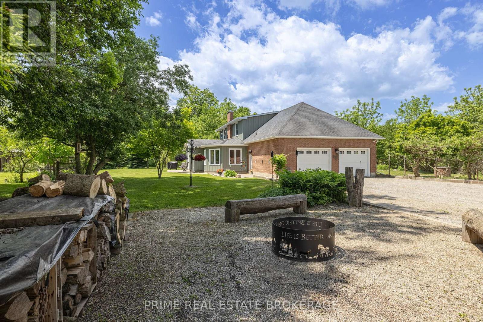 3304 Cromarty Drive, Thames Centre, Ontario  N0L 2B0 - Photo 2 - X12190299