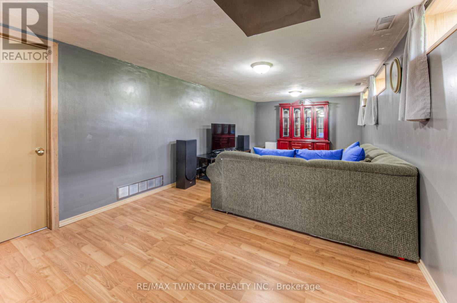 100 Jansen Avenue, Kitchener, Ontario  N2A 2L6 - Photo 25 - X12190152
