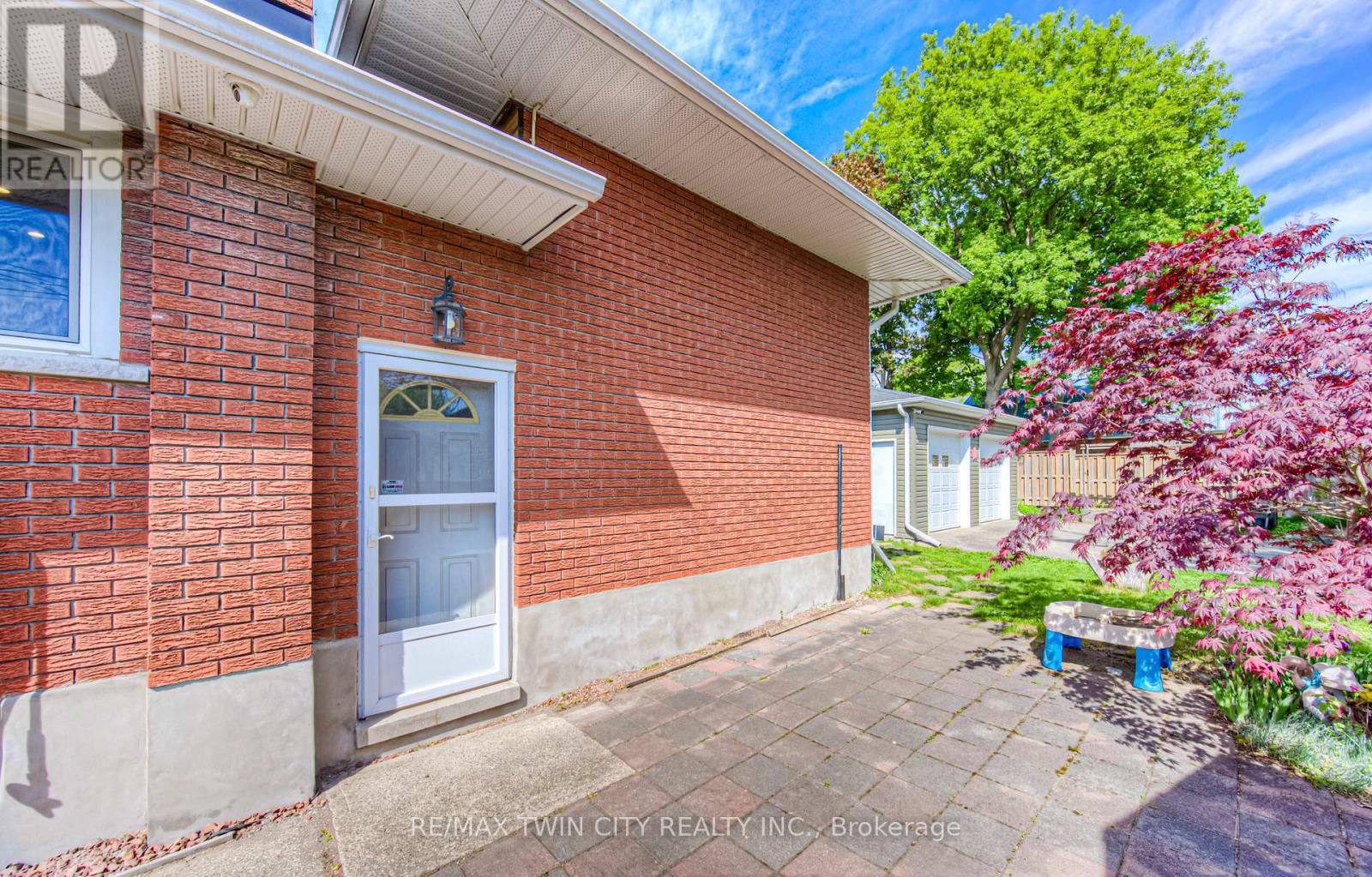 100 Jansen Avenue, Kitchener, Ontario  N2A 2L6 - Photo 29 - X12190152