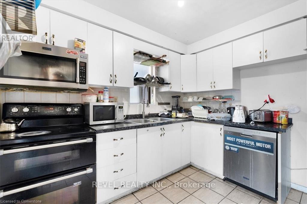 770 Barton Street E, Hamilton (Gibson), Ontario  L8L 3B1 - Photo 20 - X12190240