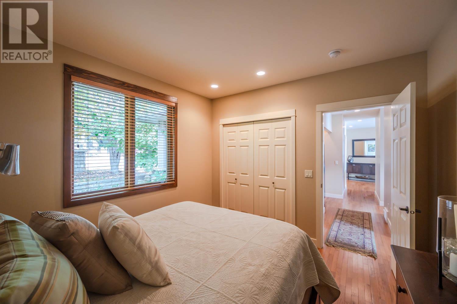 17019 Lakeshore Drive N, Summerland, BC V0H1Z6