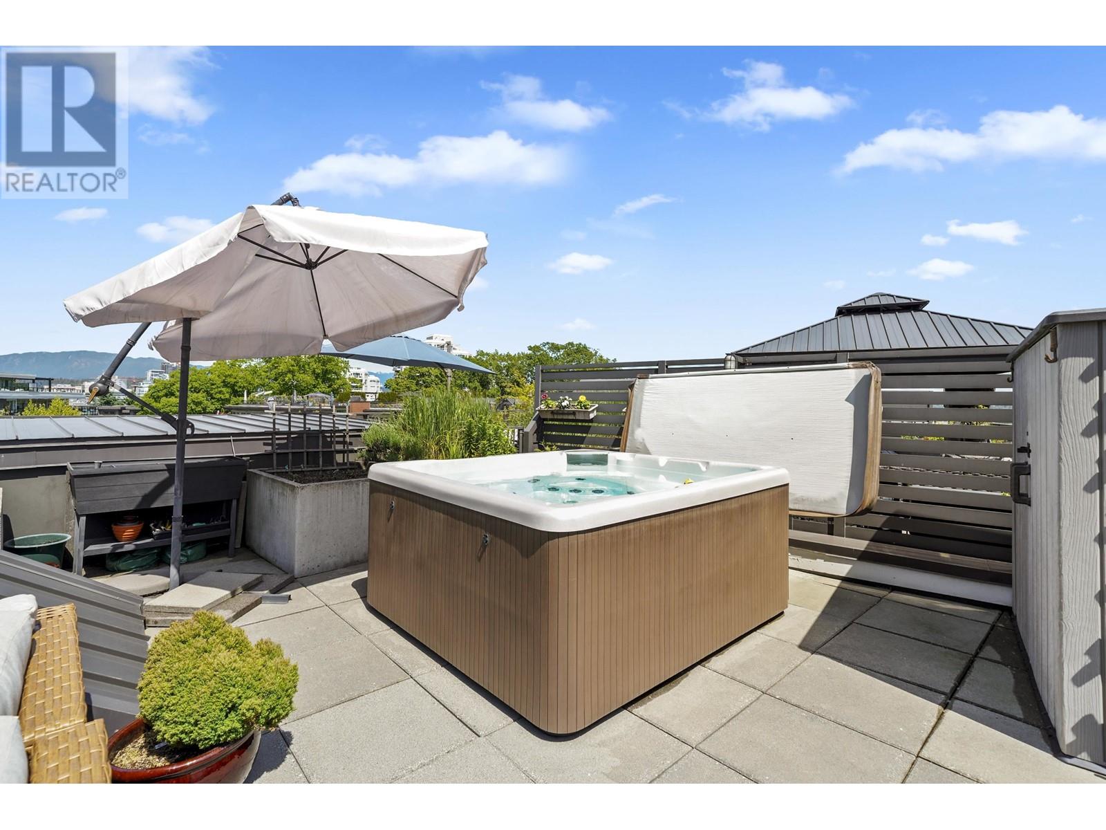 404 20 E Royal Avenue, New Westminster, British Columbia  V3L 0G9 - Photo 4 - R3009933