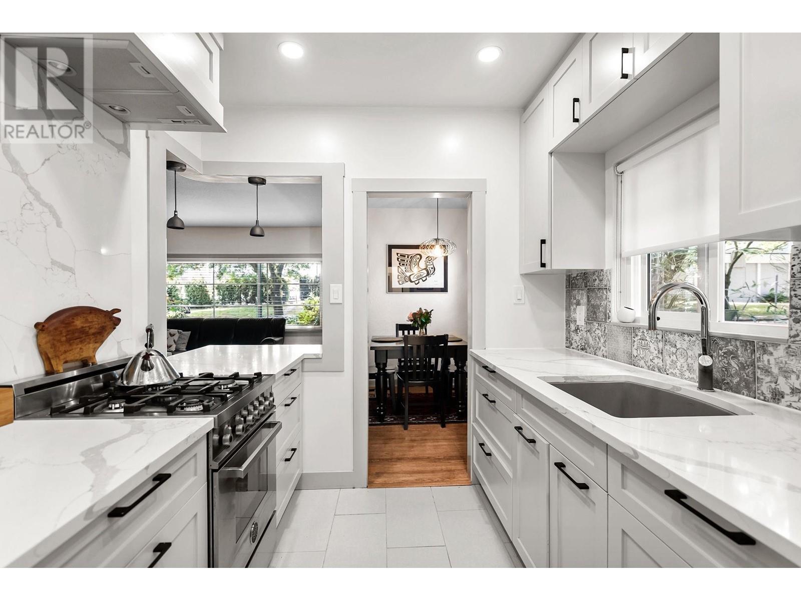 2307 W 3rd Avenue, Vancouver, British Columbia  V6K 1L6 - Photo 12 - R3009957