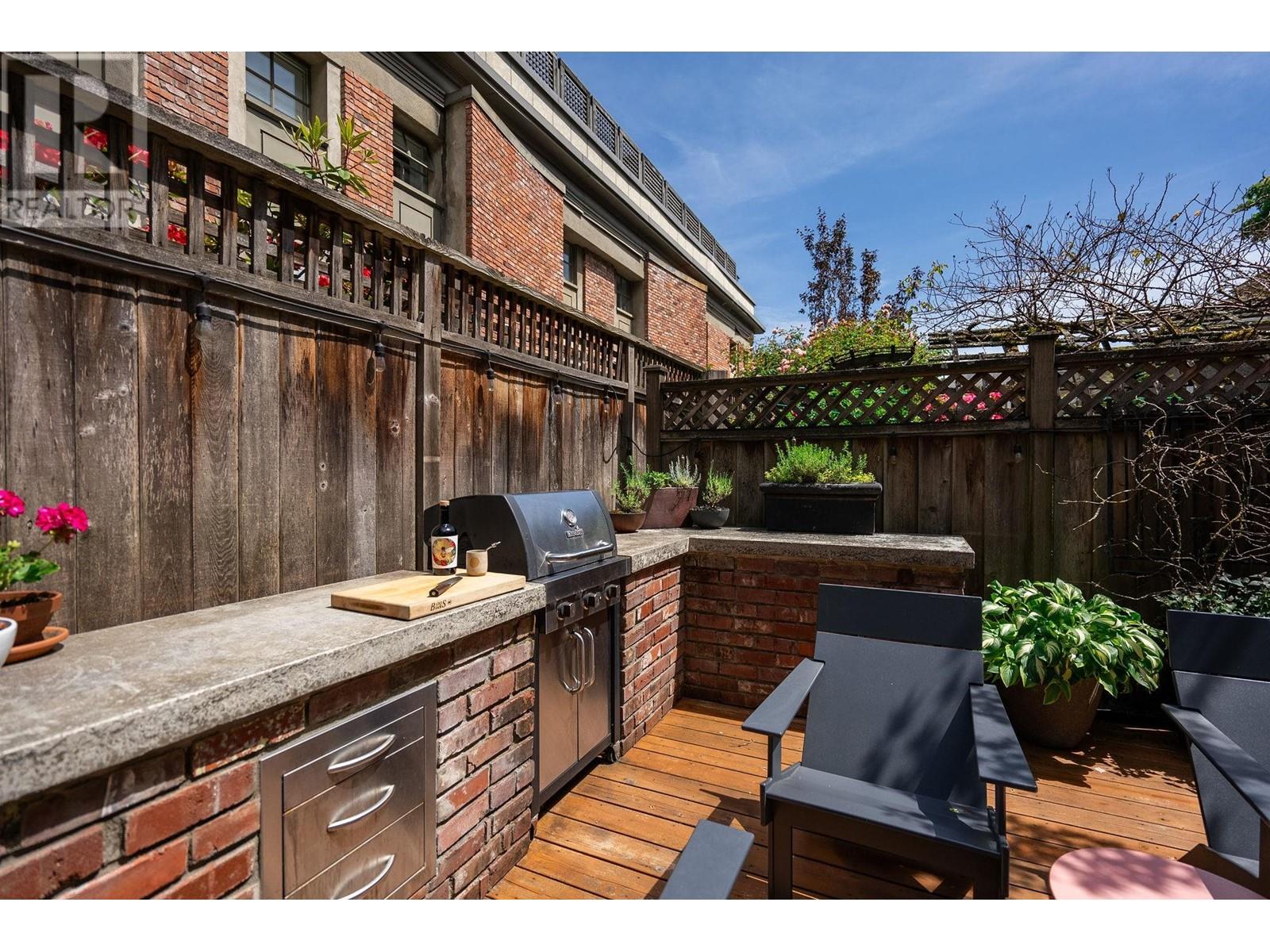2307 W 3rd Avenue, Vancouver, British Columbia  V6K 1L6 - Photo 24 - R3009957