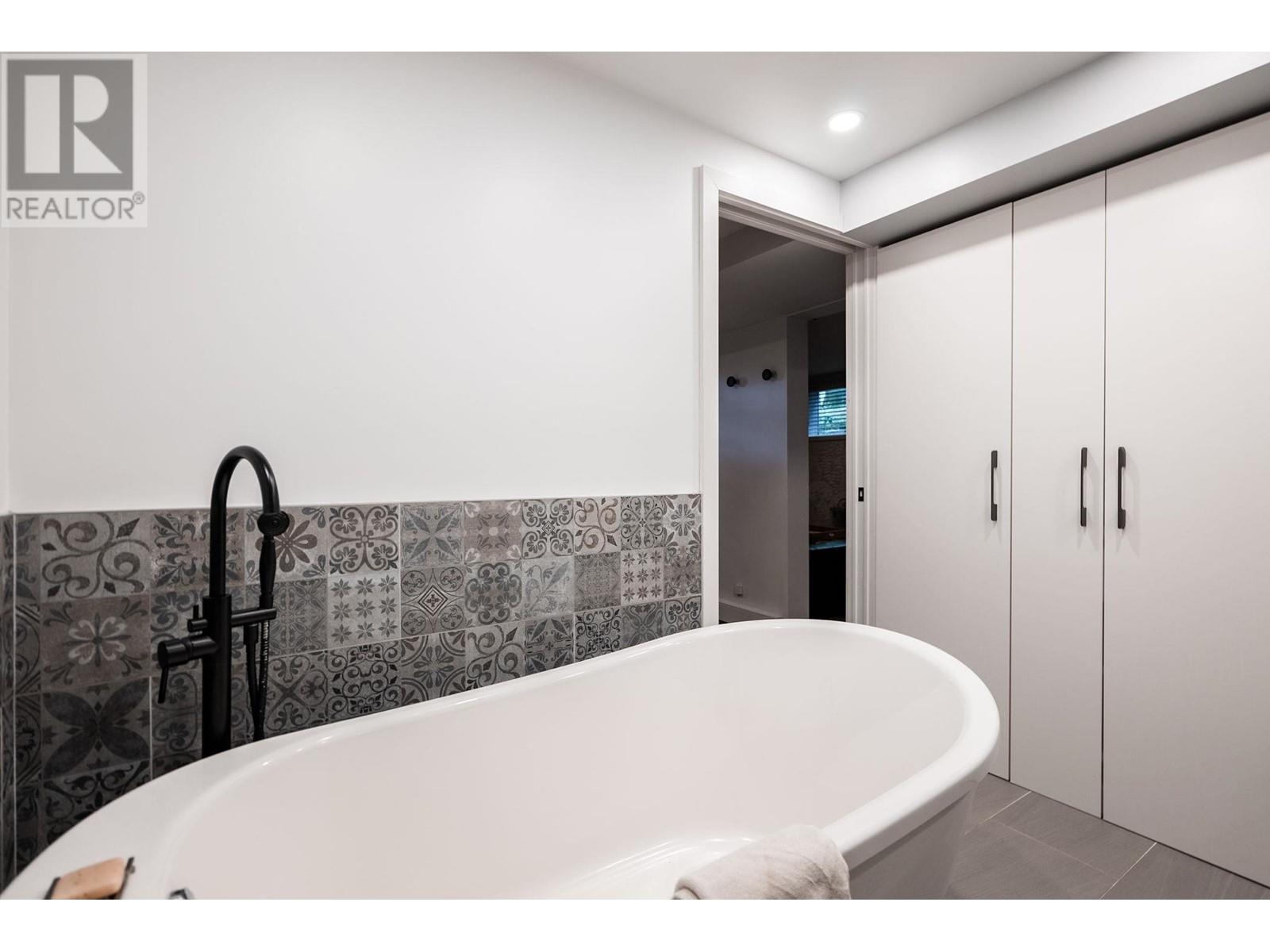 2307 W 3rd Avenue, Vancouver, British Columbia  V6K 1L6 - Photo 36 - R3009957
