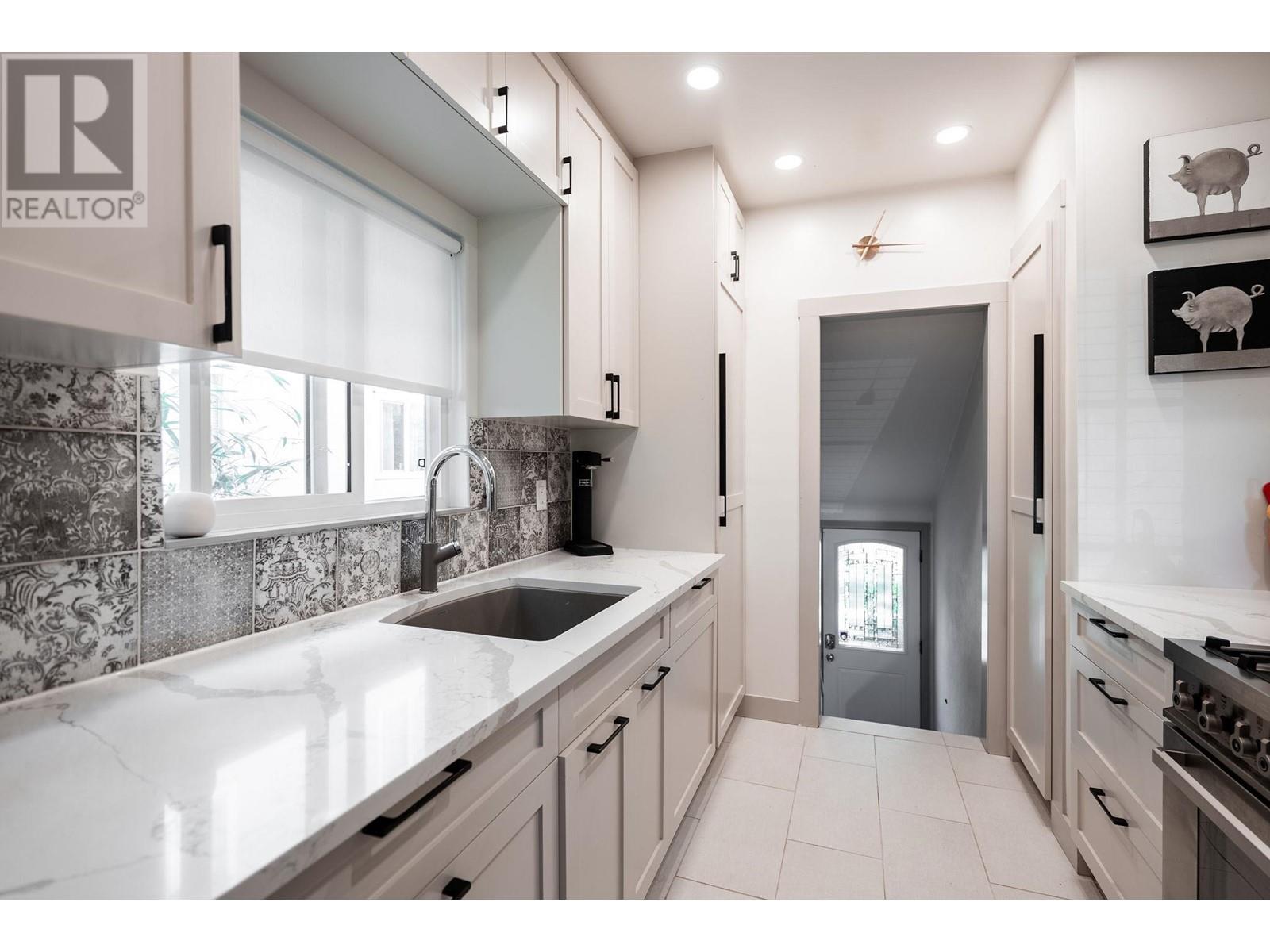 2307 W 3rd Avenue, Vancouver, British Columbia  V6K 1L6 - Photo 9 - R3009957