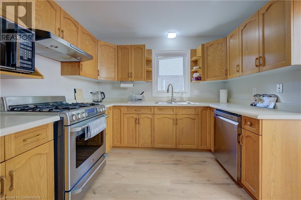 431 Northlake Drive, Waterloo, Ontario  N2V 1Y6 - Photo 15 - 40736529