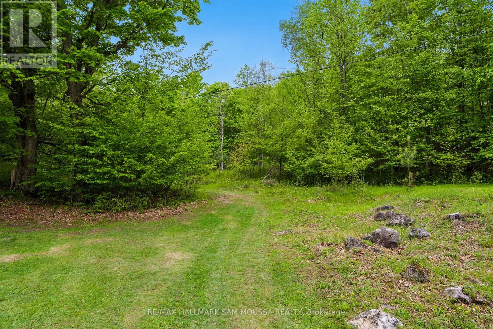 525 Miner's Point Drive, Tay Valley, Ontario  K7H 3C5 - Photo 10 - X12173732
