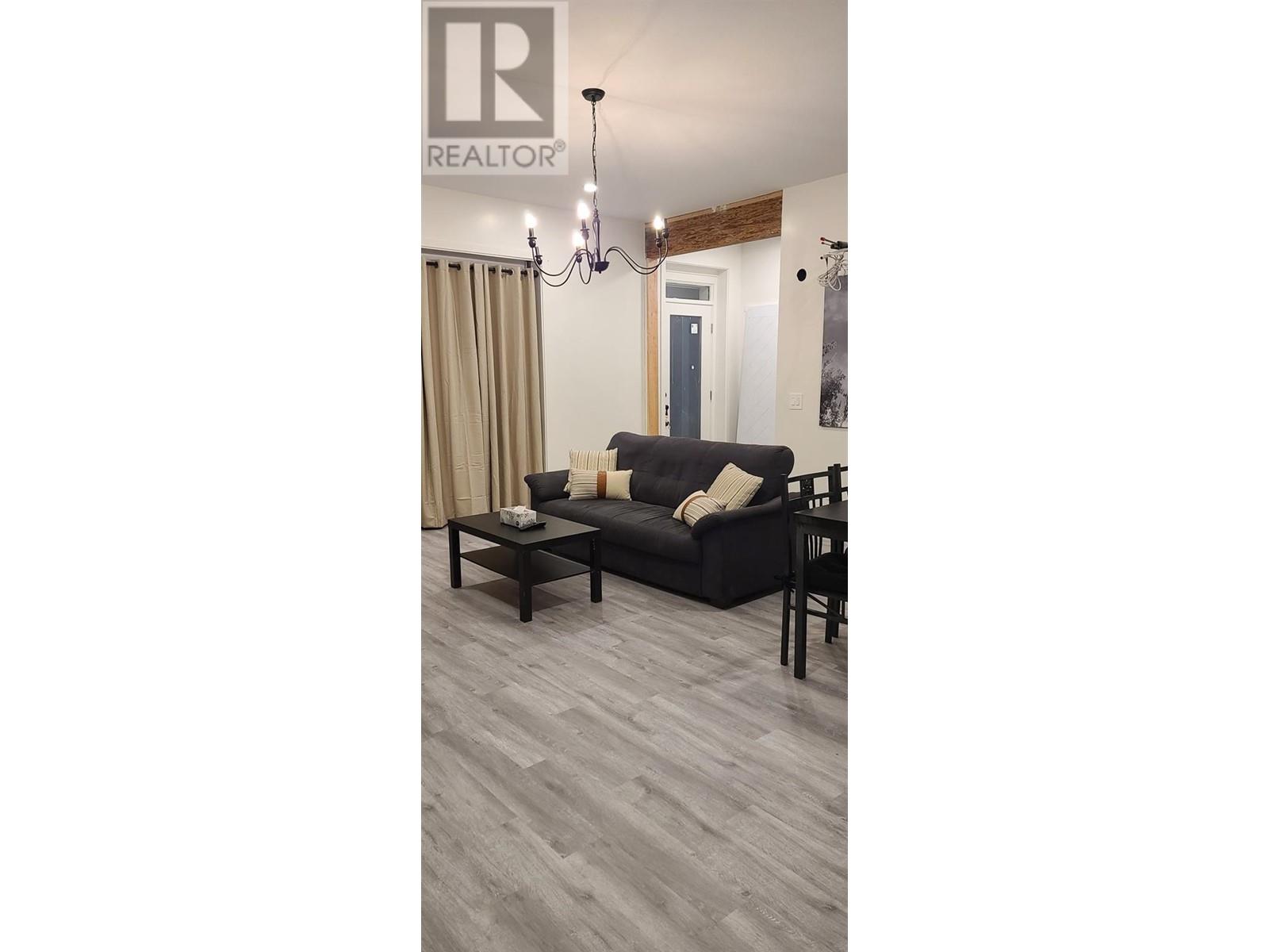 6074 Jackson Crescent, Peachland, British Columbia  V0H 1X4 - Photo 6 - 10350402