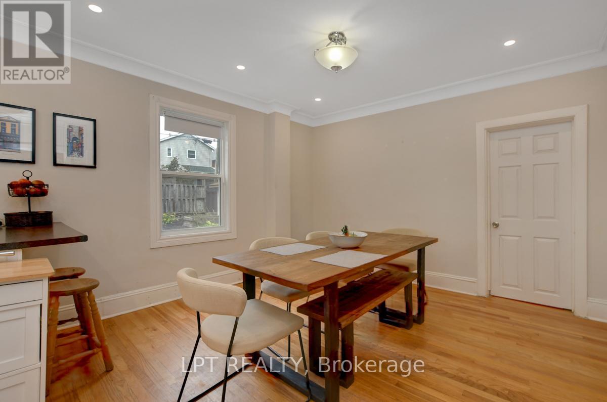 261 Holmwood Avenue, Ottawa, Ontario  K1S 2P8 - Photo 8 - X12190322