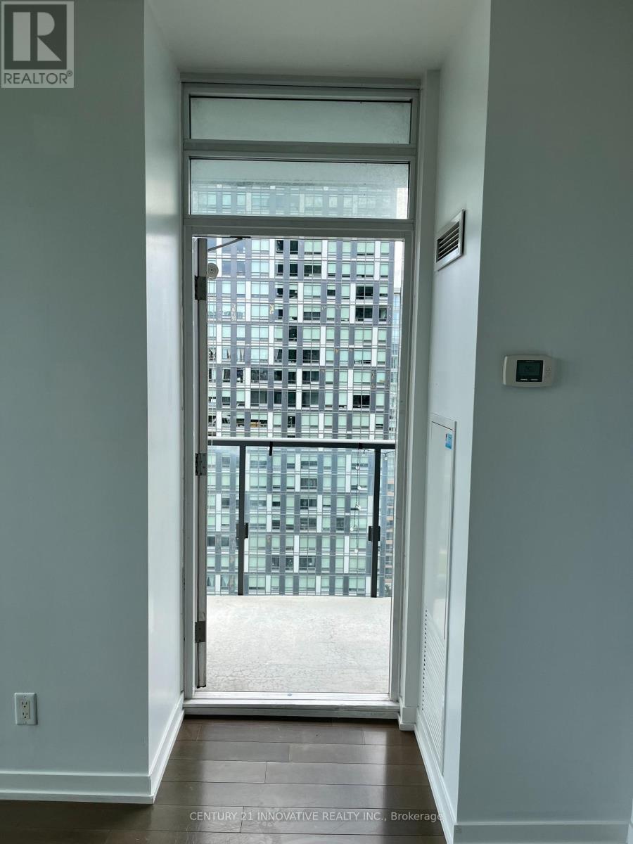 1904 - 170 Fort York Boulevard, Toronto, Ontario  M5V 0E6 - Photo 9 - C12190285