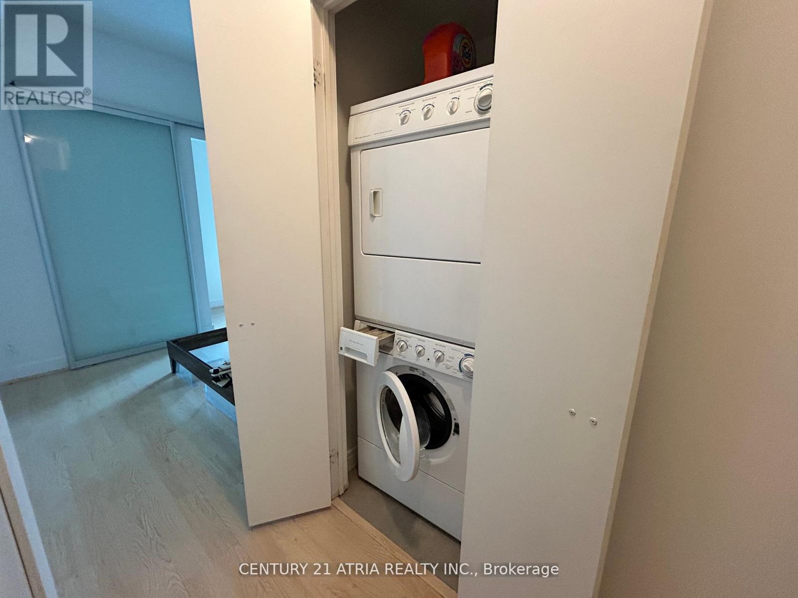 S306 - 112 George Street, Toronto, Ontario  M5A 2N4 - Photo 5 - C12190312
