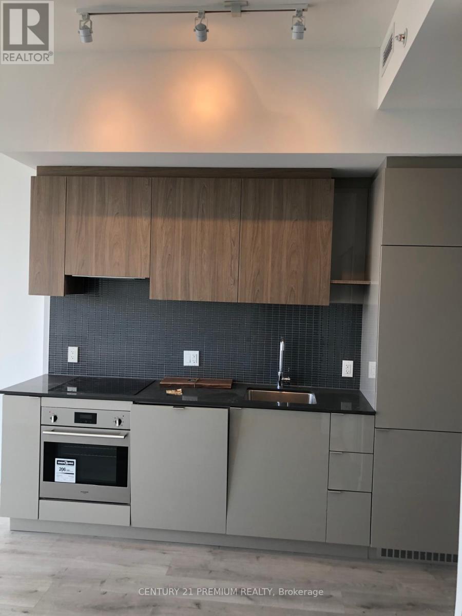 4312 - 161 Roehampton Avenue, Toronto, Ontario  M4P 0C8 - Photo 6 - C12190323