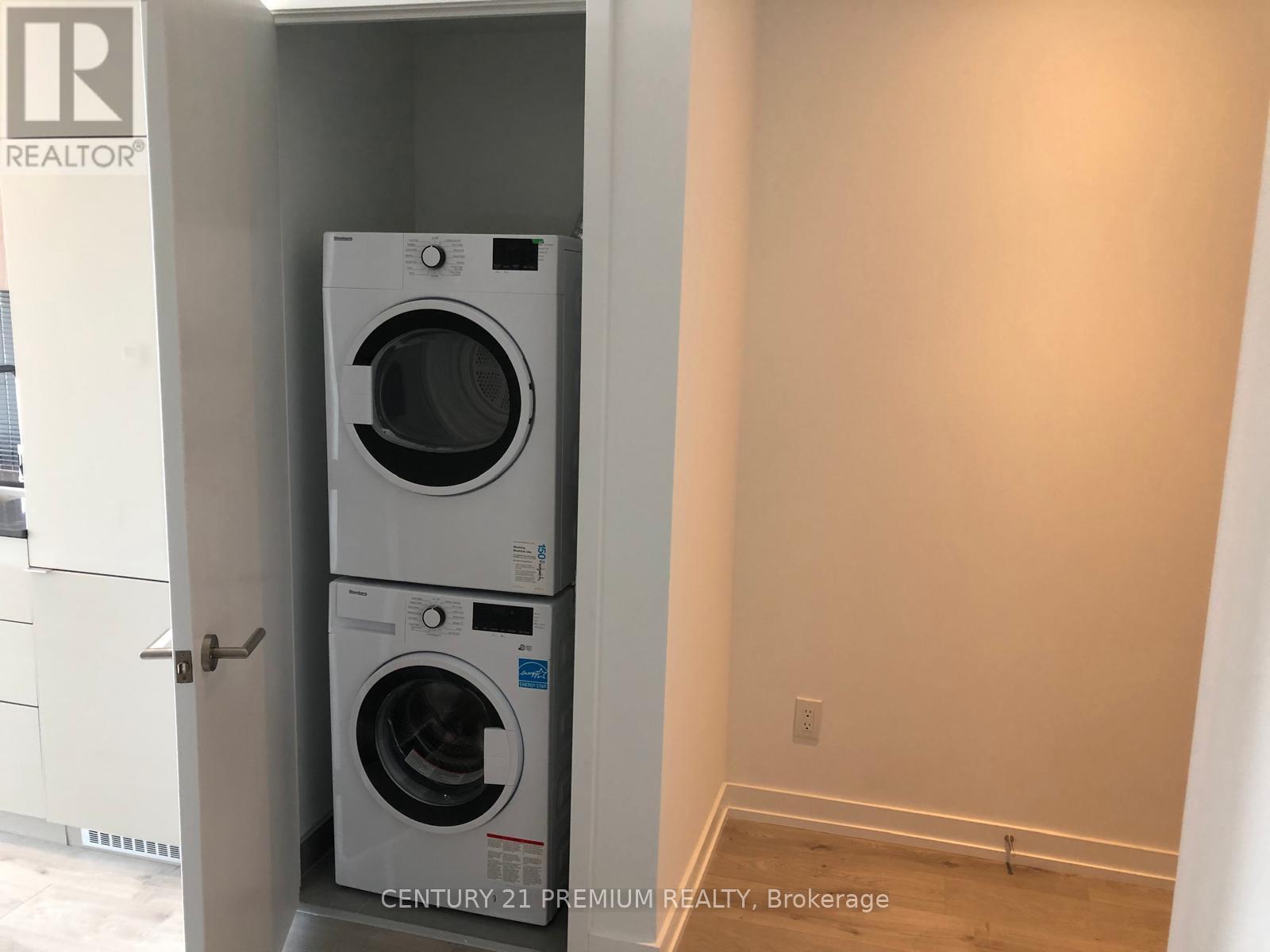 4312 - 161 Roehampton Avenue, Toronto, Ontario  M4P 0C8 - Photo 9 - C12190323