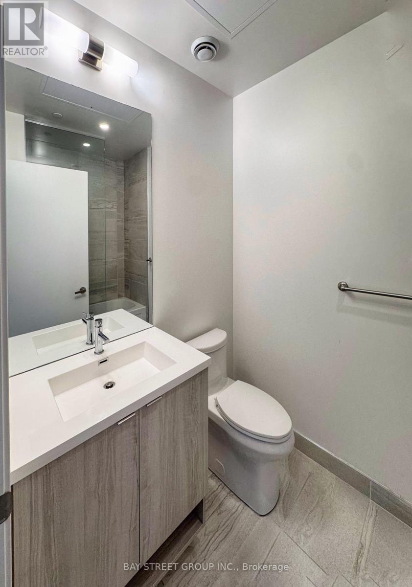 1212 - 138 Downes Street, Toronto, Ontario  M5E 0E4 - Photo 9 - C12130655