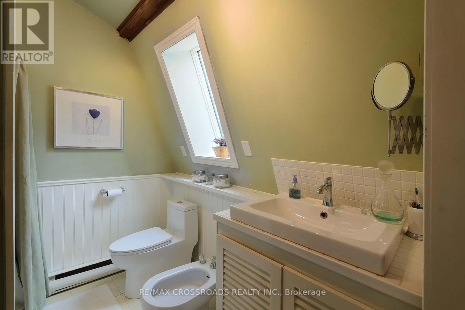 5 Shepherd Road, Whitby, Ontario  L1M 1G8 - Photo 24 - E12190318
