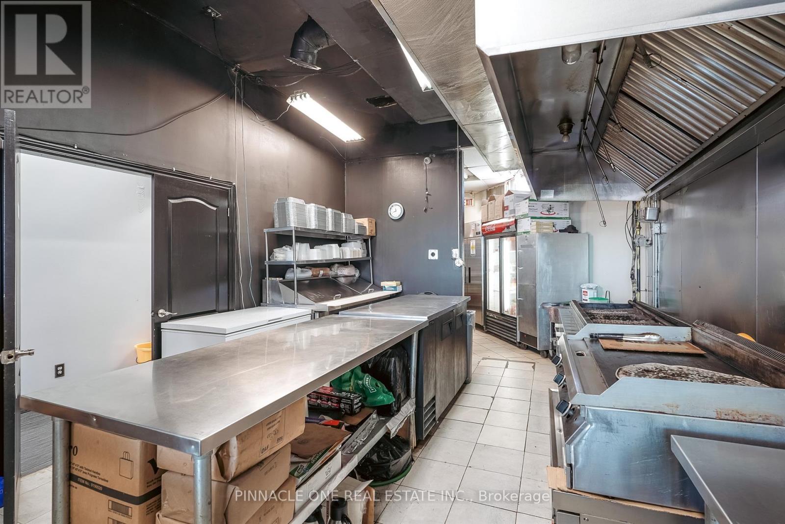A - 2088 Lawrence Avenue E, Toronto, Ontario  M1R 2Z5 - Photo 16 - E12190339