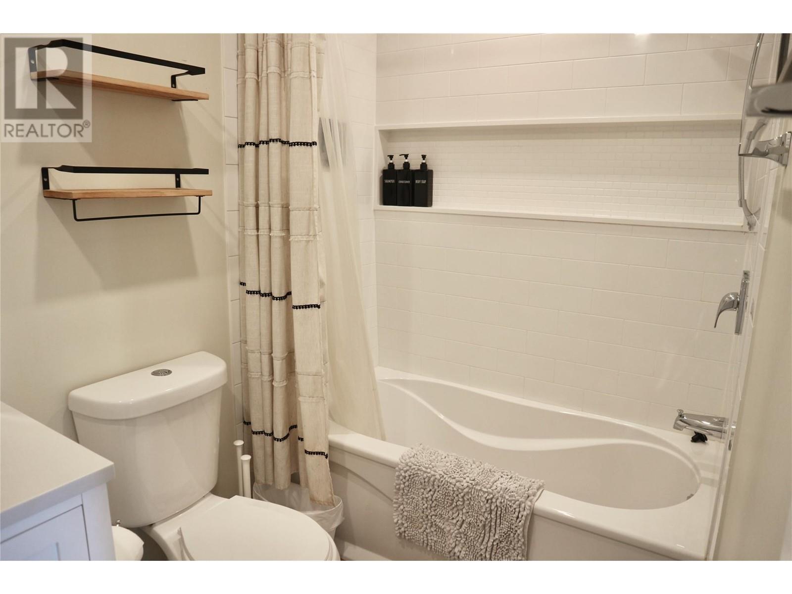 5981 Snow Pines Crescent Unit# 117c, Big White, British Columbia  V1P 1P3 - Photo 24 - 10350300