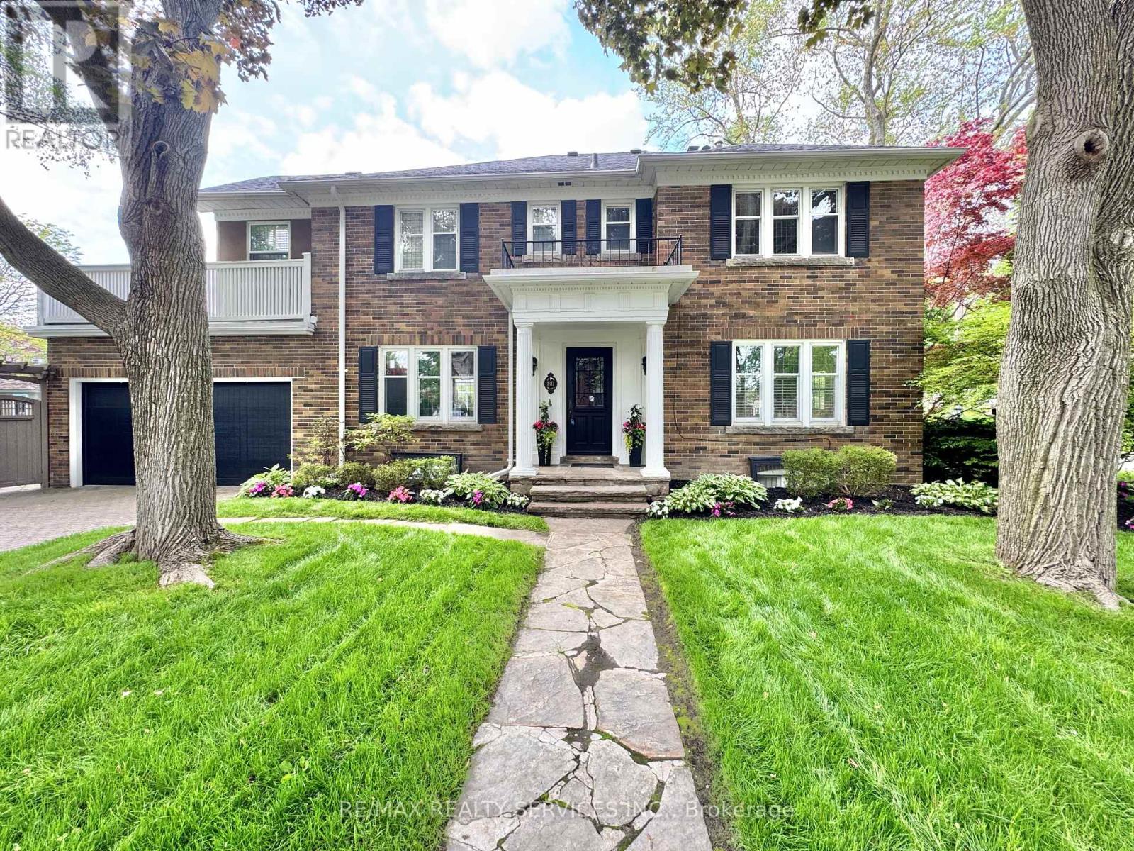 80 Jackson Avenue, Toronto, Ontario  M8X 2J8 - Photo 2 - W12169940