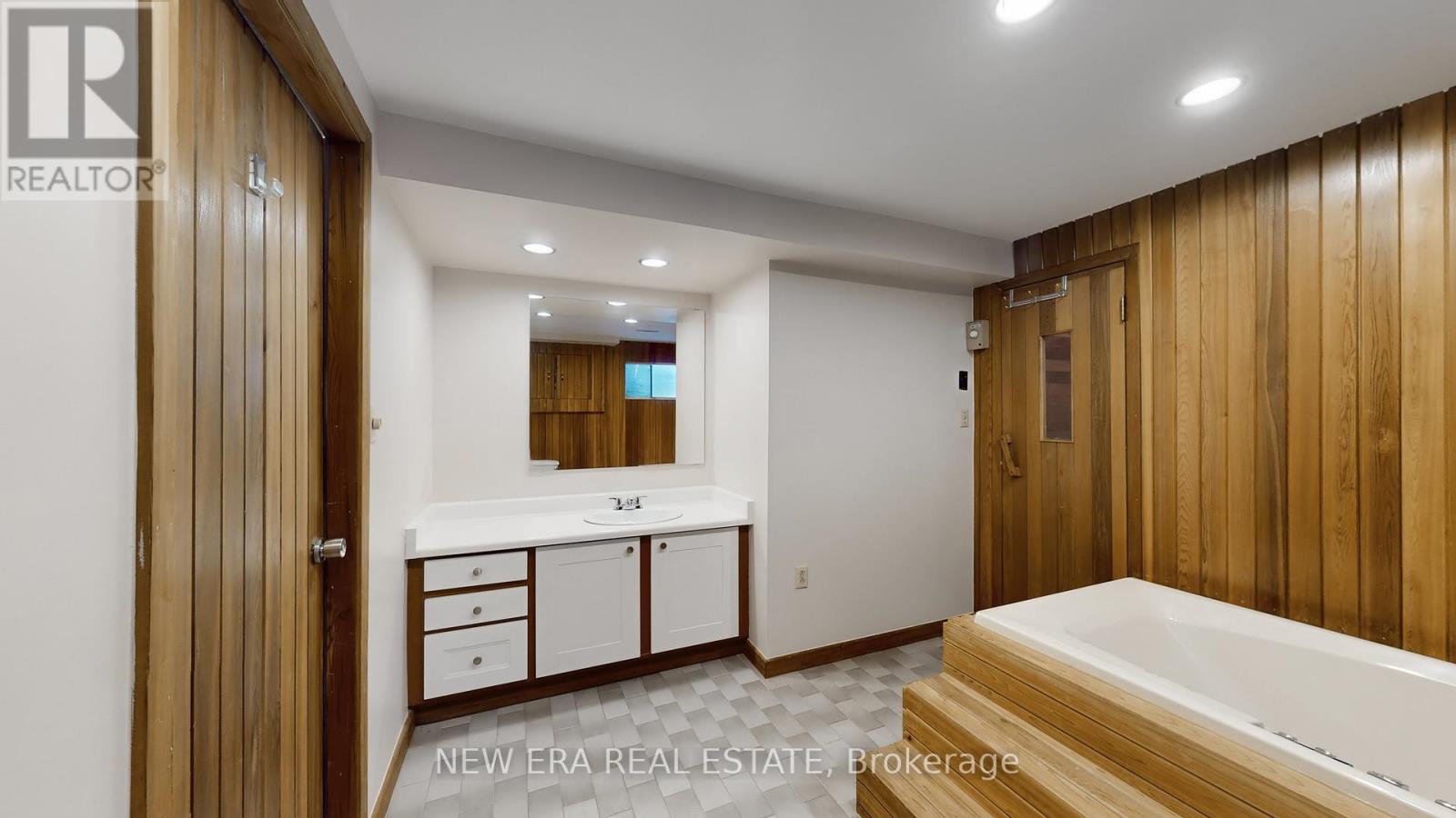 100 Cherry Hills Road, Vaughan, Ontario  L4K 1M5 - Photo 33 - N12190269