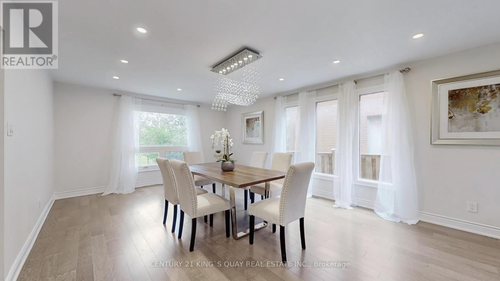 54 Garnier Court, Toronto, Ontario  M2M 4C9 - Photo 8 - C12190069