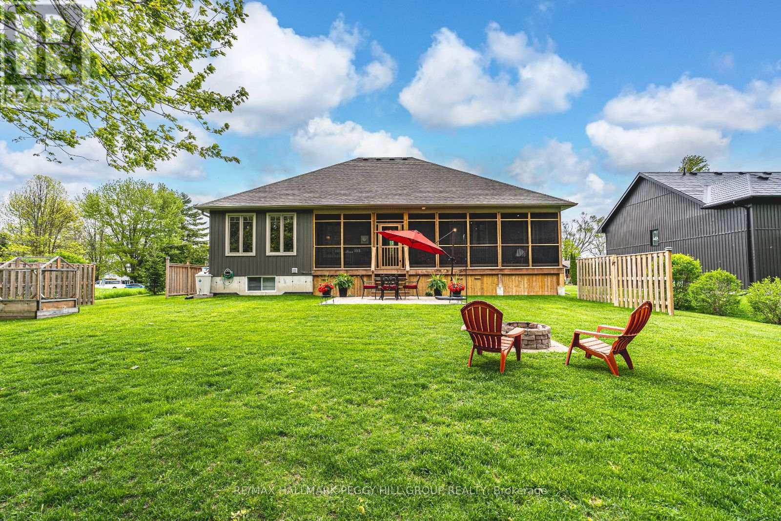 6 Southview Drive, Ramara, Ontario  L0K 1B0 - Photo 19 - S12190291