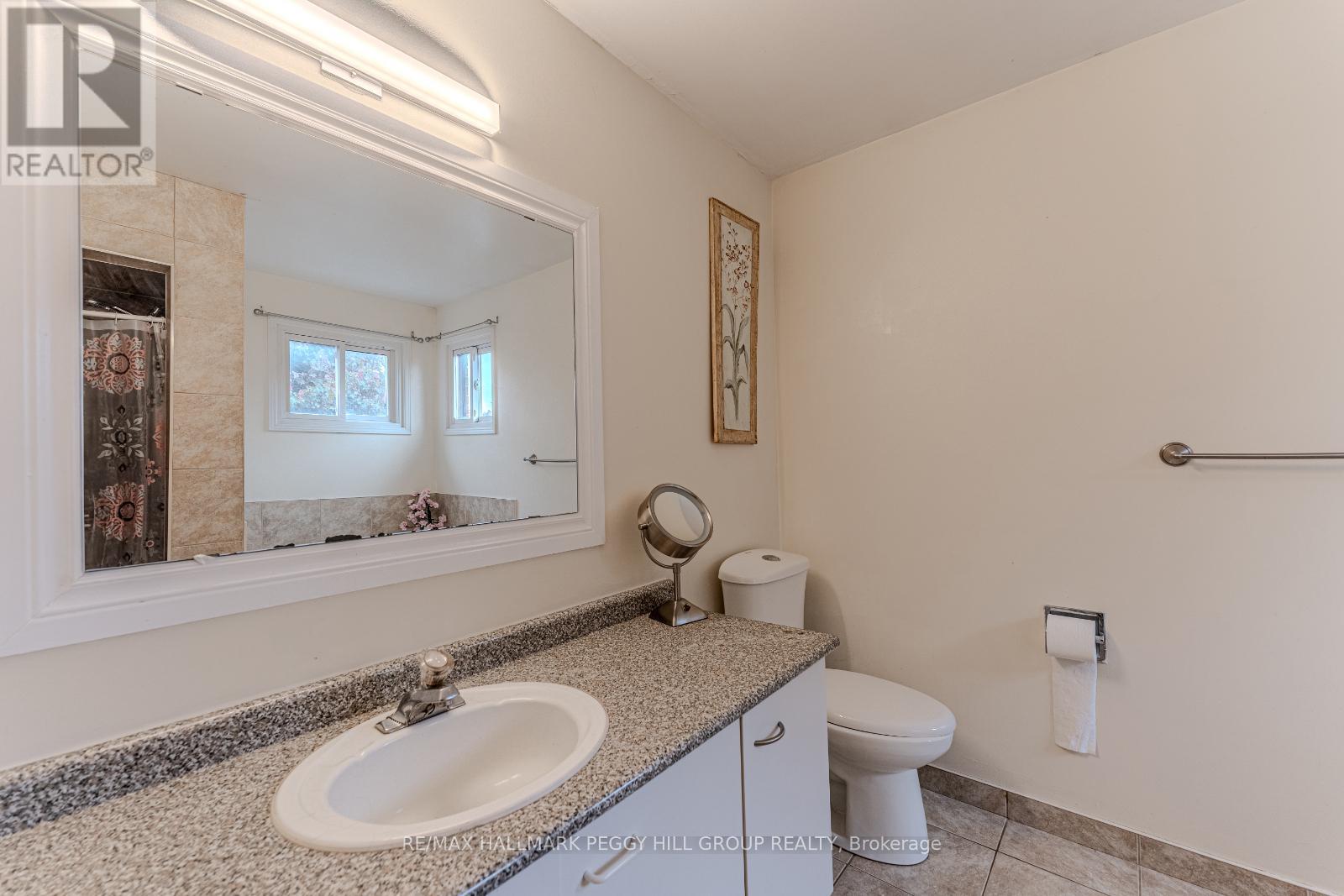 188 Kozlov Street, Barrie, Ontario  L4N 7H5 - Photo 11 - S12190316