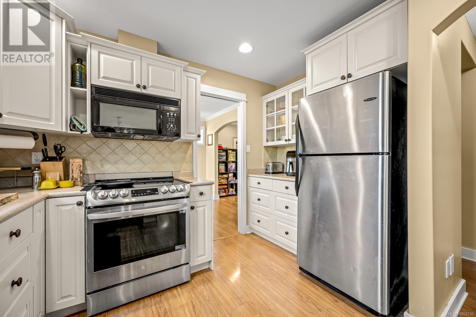 Property at 2364 Idiens Way image 1