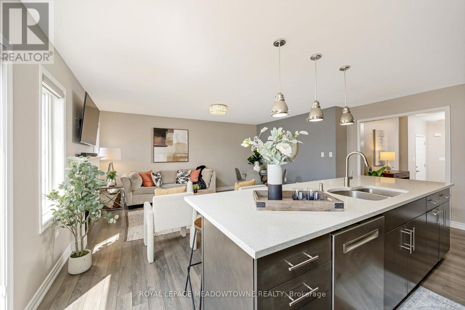 307 Yates Drive, Milton, Ontario  L9T 2Y4 - Photo 21 - W12128730