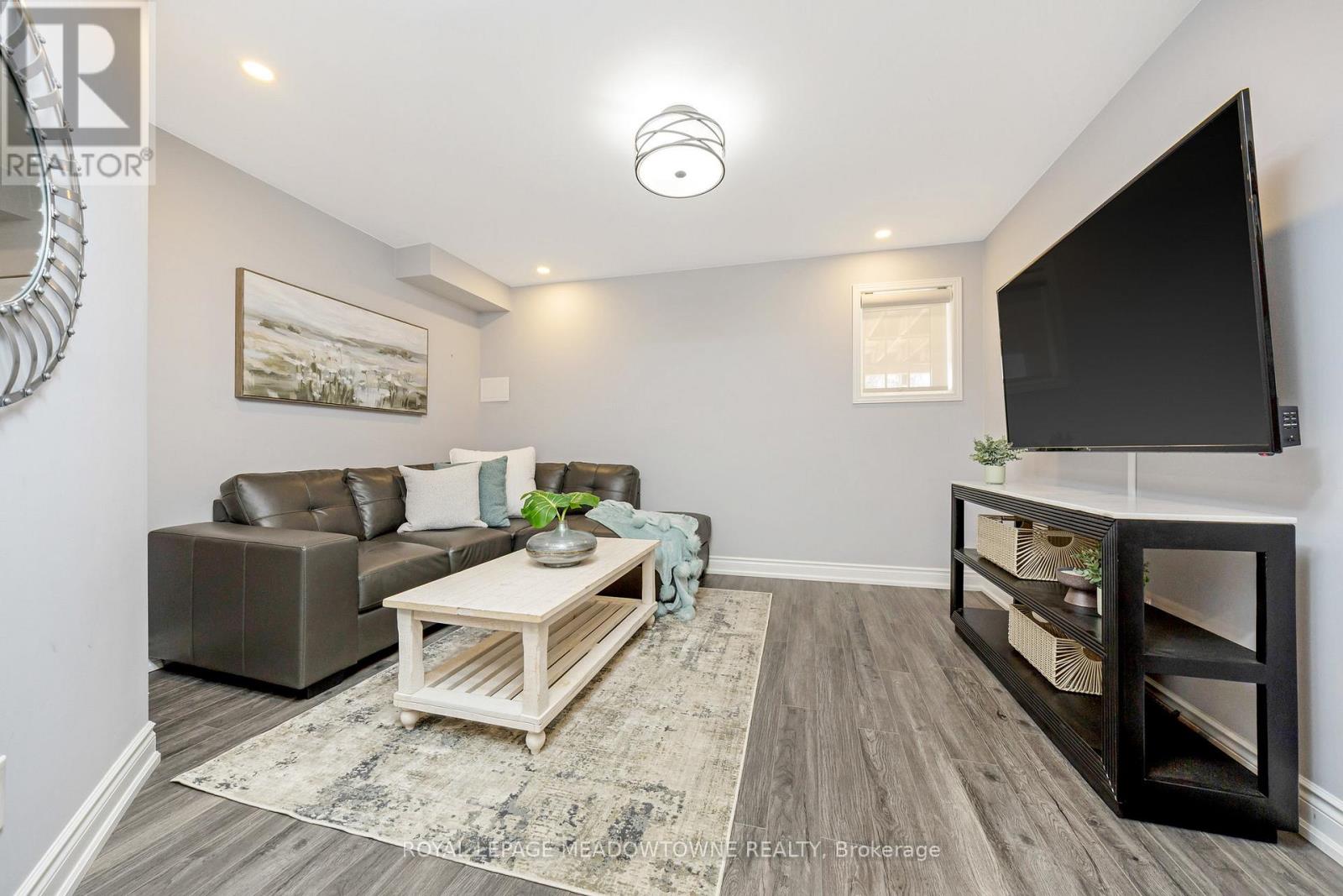 307 Yates Drive, Milton, Ontario  L9T 2Y4 - Photo 34 - W12128730