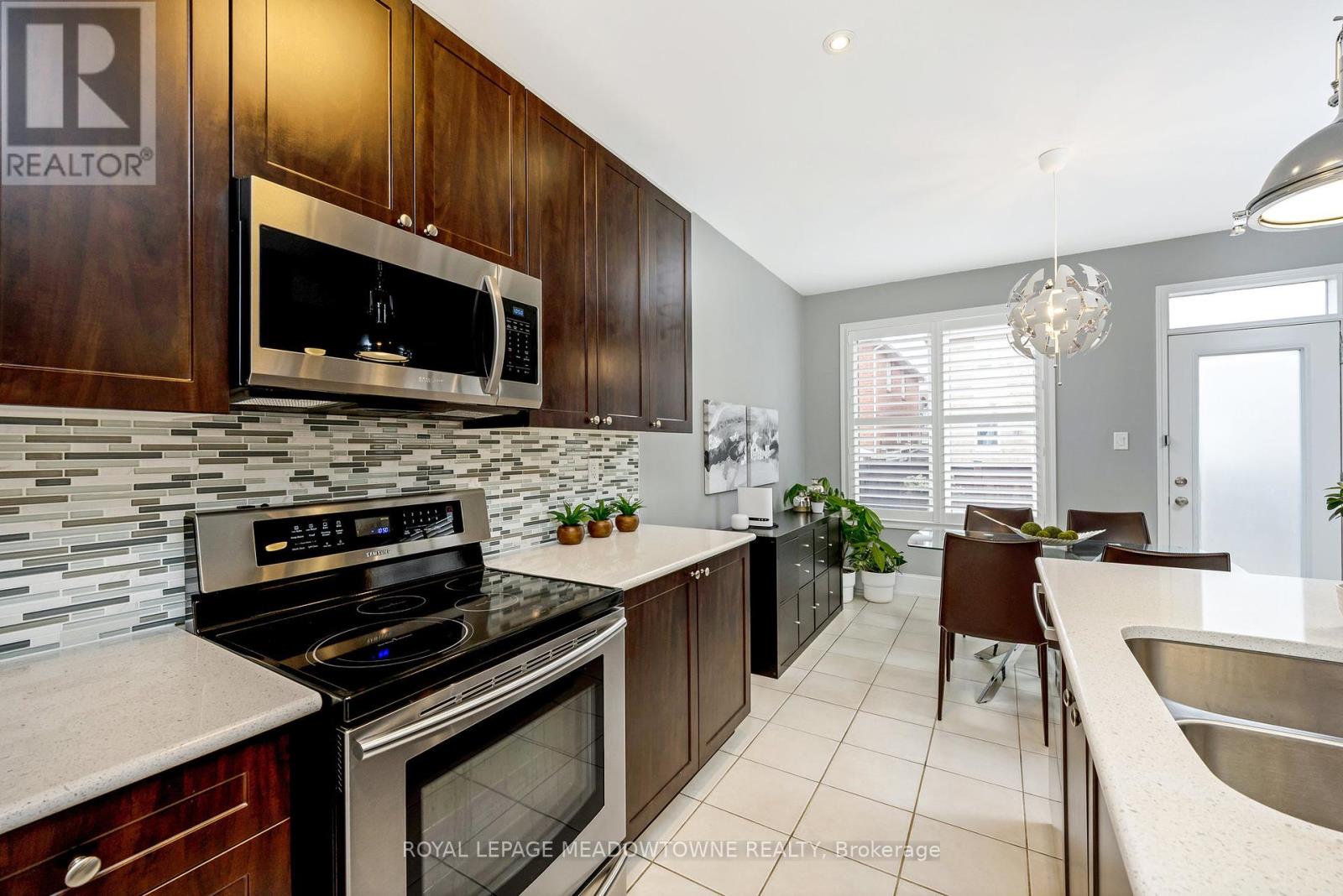 428 Dymott Avenue, Milton, Ontario  L9T 7V1 - Photo 18 - W12133683