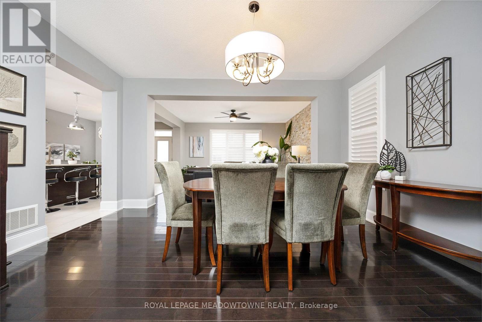 428 Dymott Avenue, Milton (Ha Harrison), Ontario  L9T 7V1 - Photo 7 - W12133683