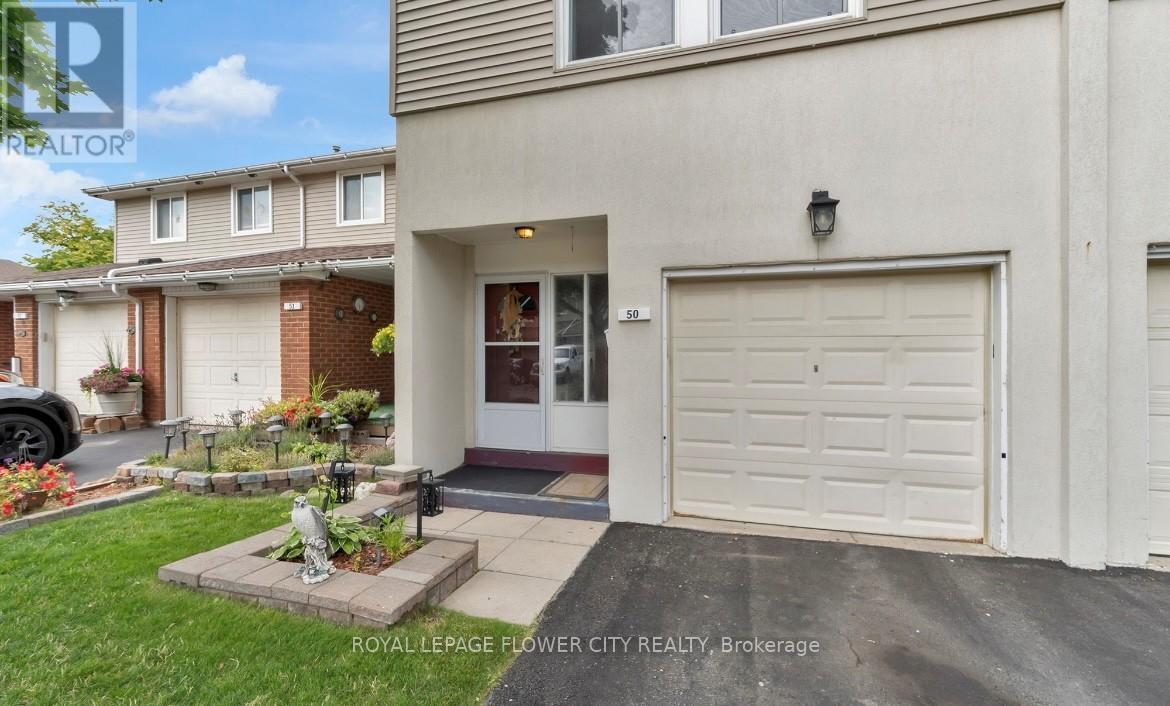 50 Carisbrooke Court S, Brampton (Central Park), Ontario  L6S 3K1 - Photo 2 - W12190309