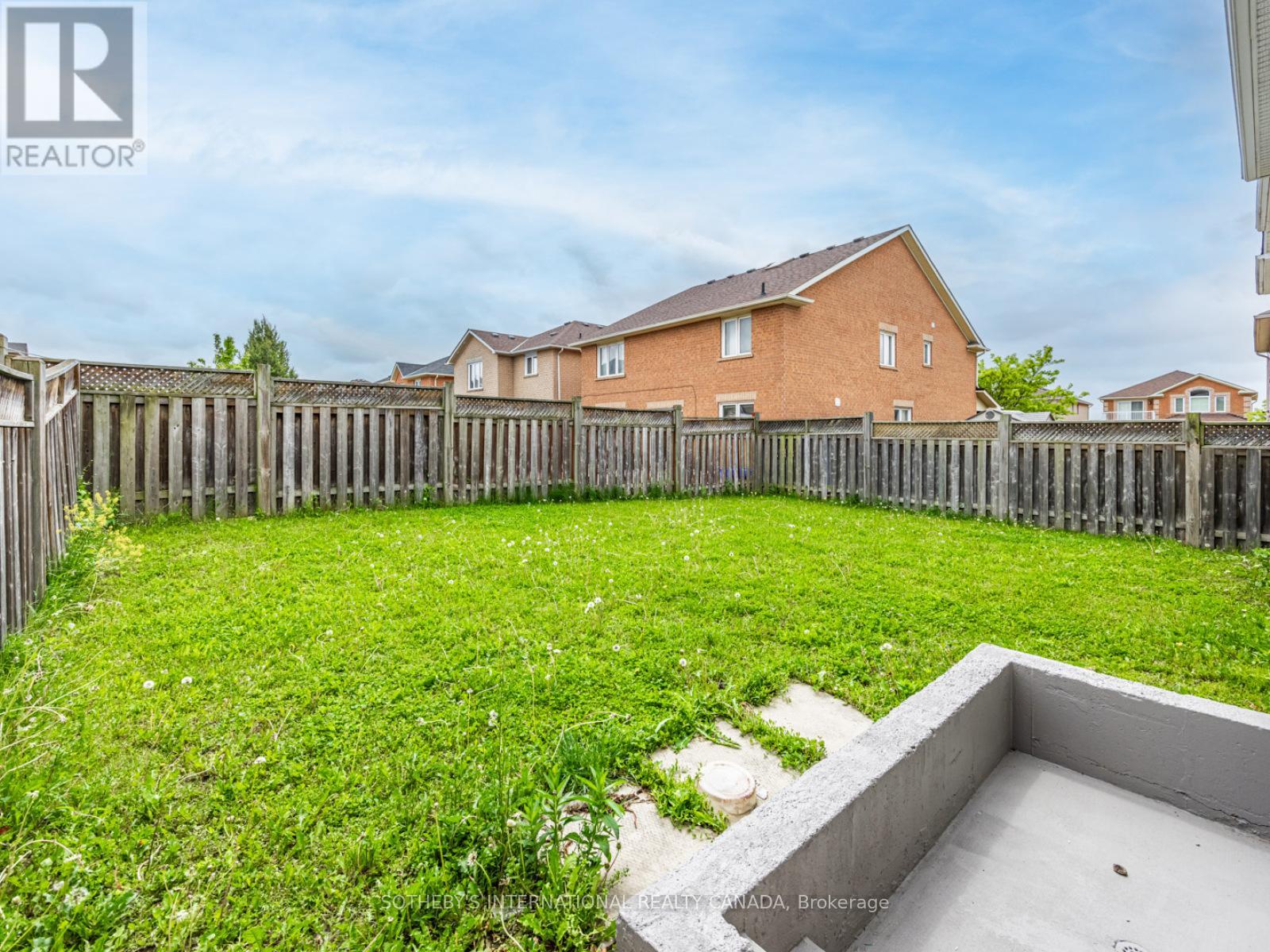 140 Yuile Court, Brampton (Fletcher's Creek South), Ontario  L6Y 5J6 - Photo 36 - W12190342
