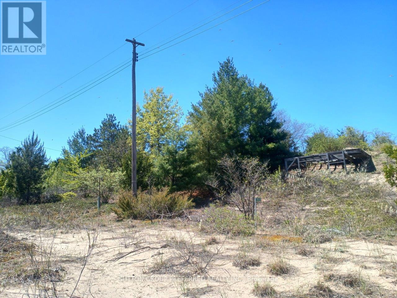 7850 Sydney Walk, Lambton Shores, Ontario  N0M 2L0 - Photo 15 - X12190020