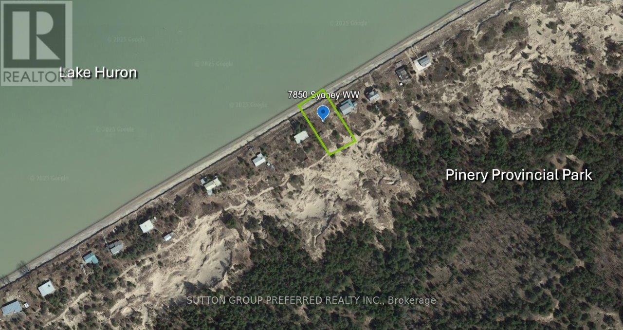 7850 Sydney Walk, Lambton Shores, Ontario  N0M 2L0 - Photo 5 - X12190020