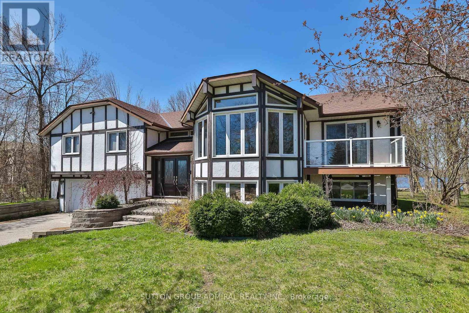 182 Bayshore Drive, Ramara, Ontario  L0K 1B0 - Photo 4 - S12190028